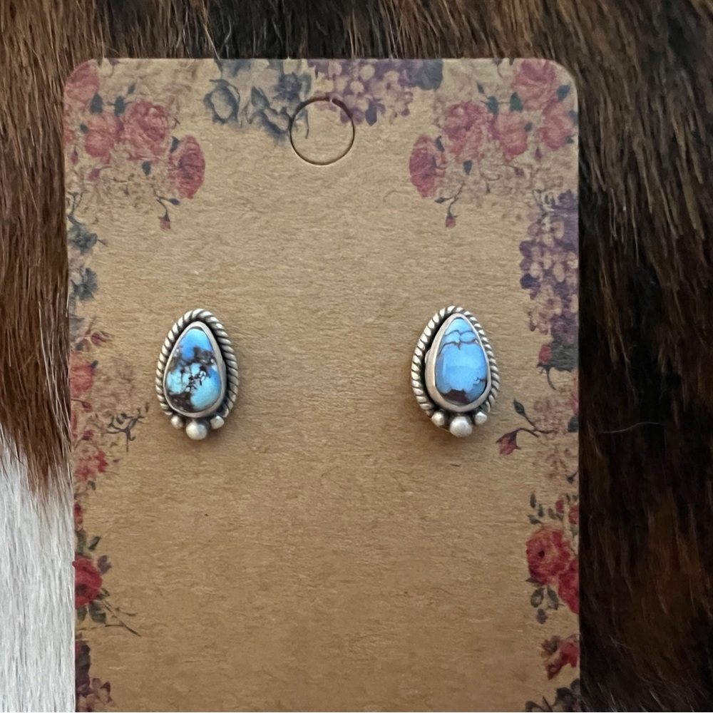 ❤️ Golden Hills Turquoise Navajo Style Matte Teardrop Sterling 925 Stud Earrings - Picture 7 of 13